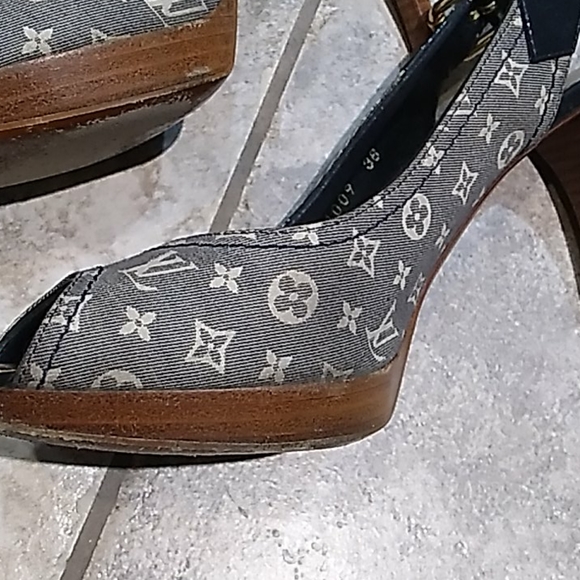 LOUIS VUITTON DENIM MONOGRAM HEELS SEXY  38 - Picture 6 of 9